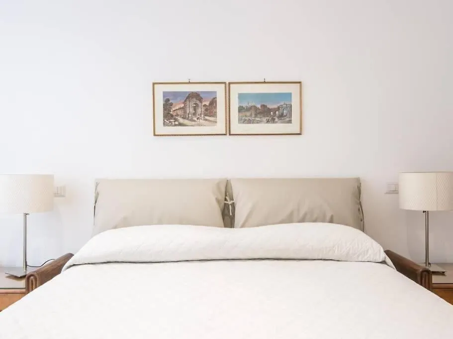 Trastevere Luxury Bright Apartment Roma 0*,  Itália
