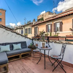Maya Rhome Trastevere Apartment