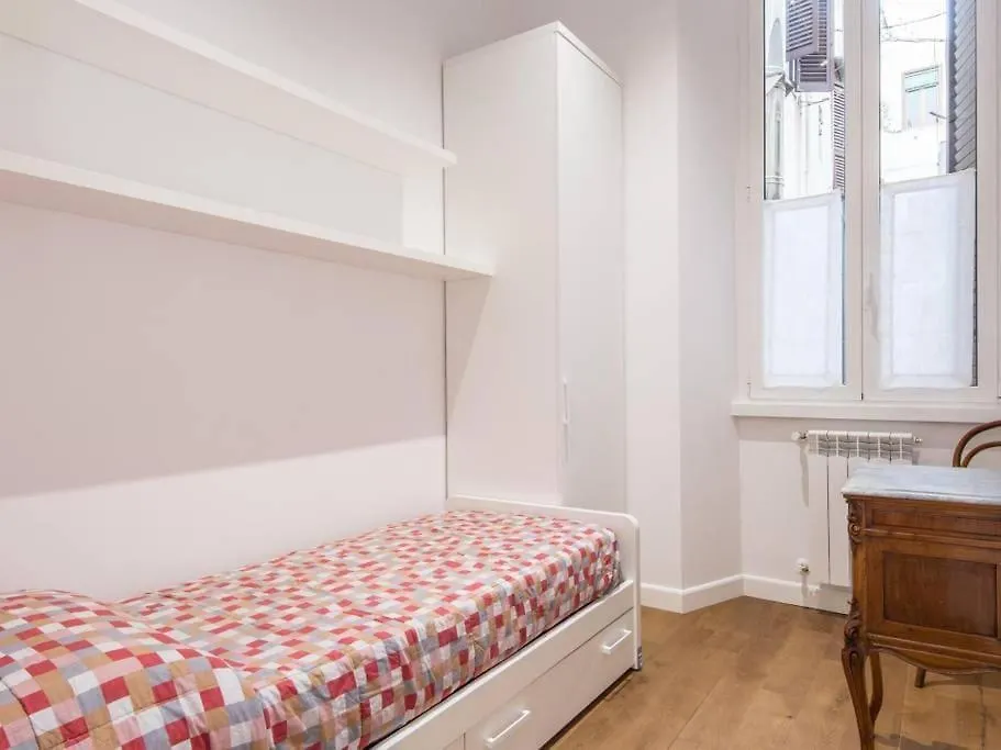 Trastevere Luxury Bright Apartment Rome