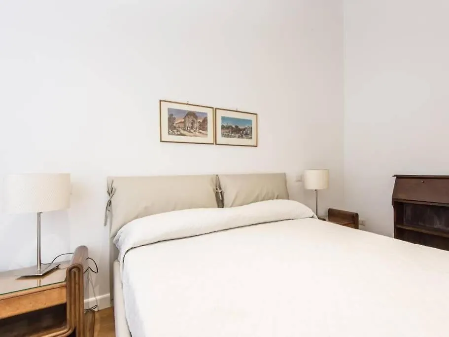 Trastevere Luxury Bright Apartment Rome
