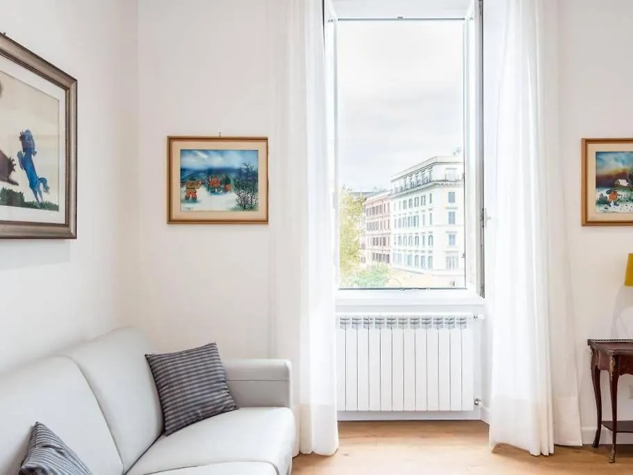 Trastevere Luxury Bright Apartment Rome