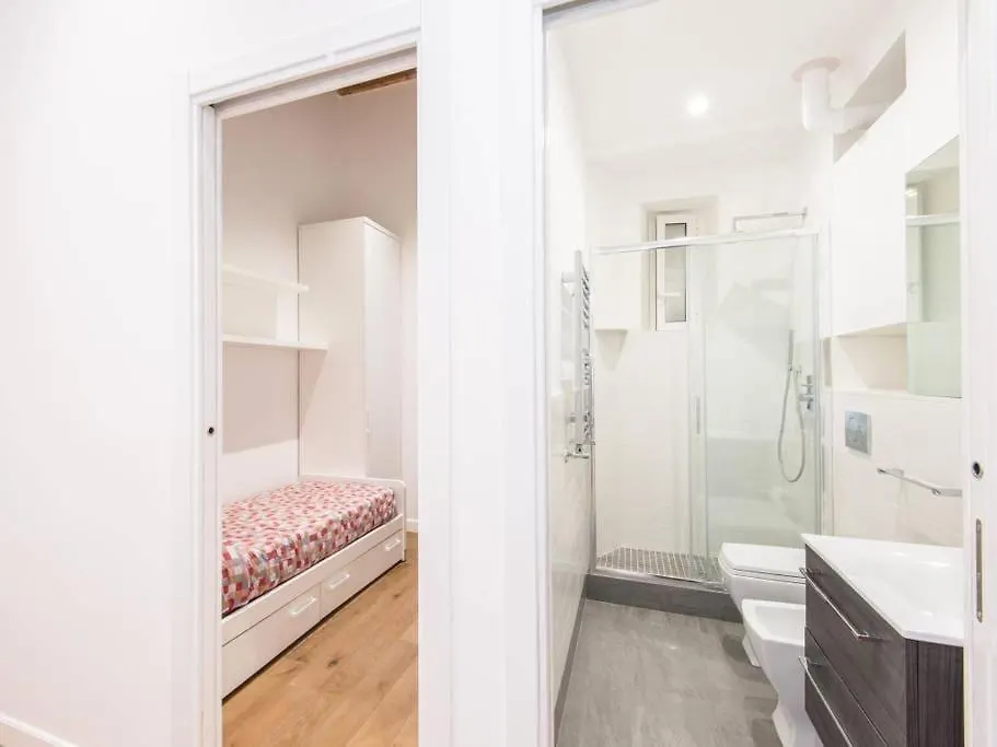 Trastevere Luxury Bright Apartment Rome