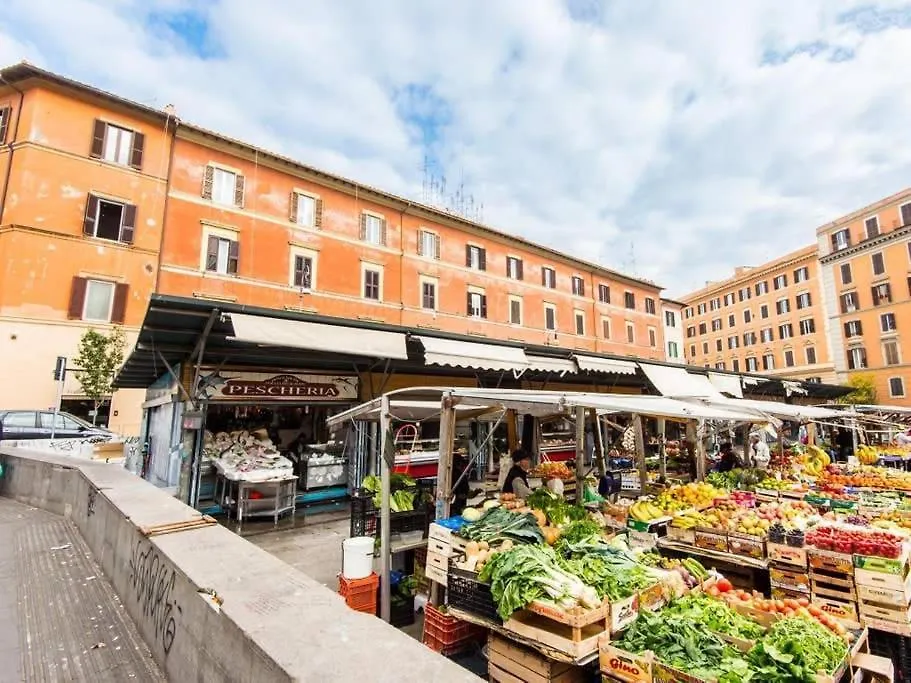 Trastevere Luxury Bright Apartment Rome Italy